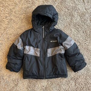 LIKE NEW Columbia Boys Lightning Lift III Jacket Black City Gray XS 6/7